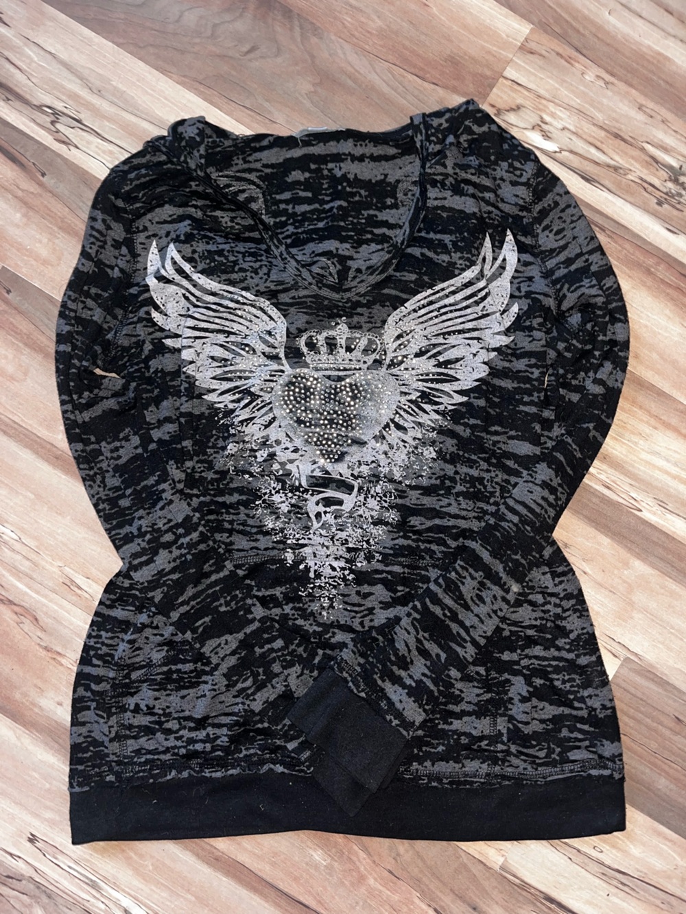 Y2K style top with rhinestones